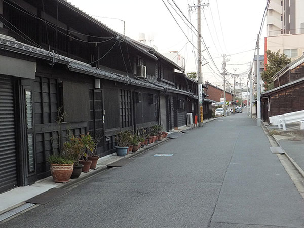 那古野四間道の町並み